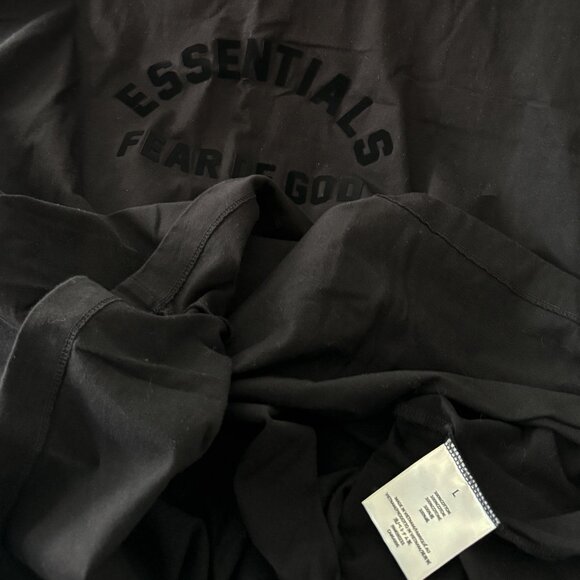FEAR OF GOD - ESSENTIALS Mock Tee - LARGE ( and I mean large! ) - Black - Picture 3 of 7